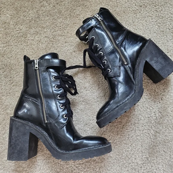 AllSaints Casey Black Leather Lace-Up Buckle Block Heel Ankle Boots SZ 40 - Picture 3 of 9